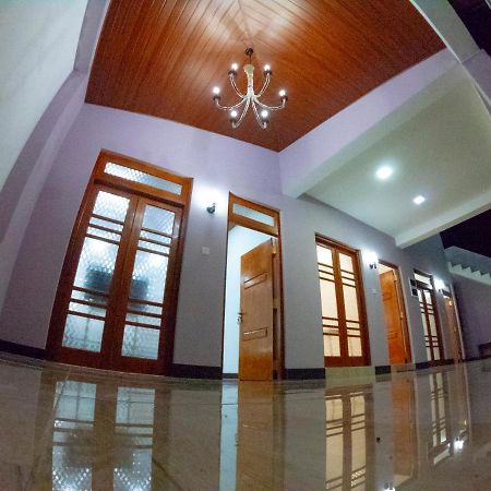 Innovick Residence แคนดี้ ภายนอก รูปภาพ